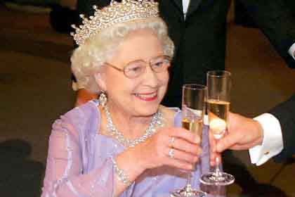 меню королевы Елизаветы - шампанское