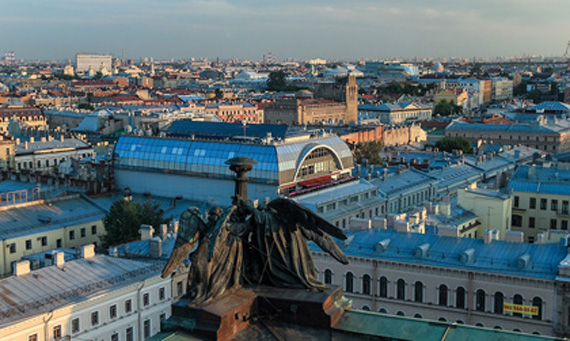 белые ночи в Петербурге 2019 - крыши Петербурга
