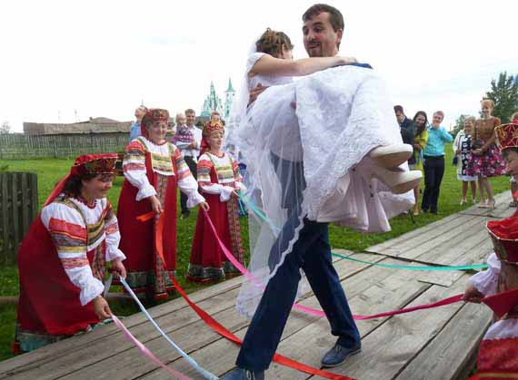 свадебные традиции в России