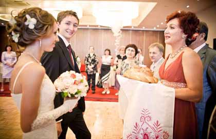 свадебные традиции в России - каравай