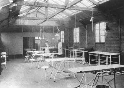 Медицинское обеспечение в Первой мировой войне - операционная американского госпиталя